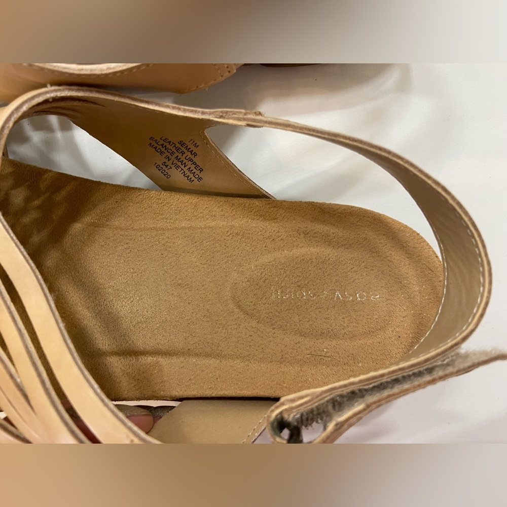 Women's Tan Sandals - Picture 7 of 16